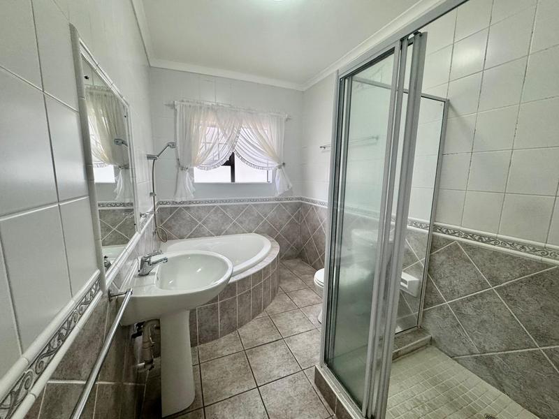 3 Bedroom Property for Sale in Linkside Western Cape